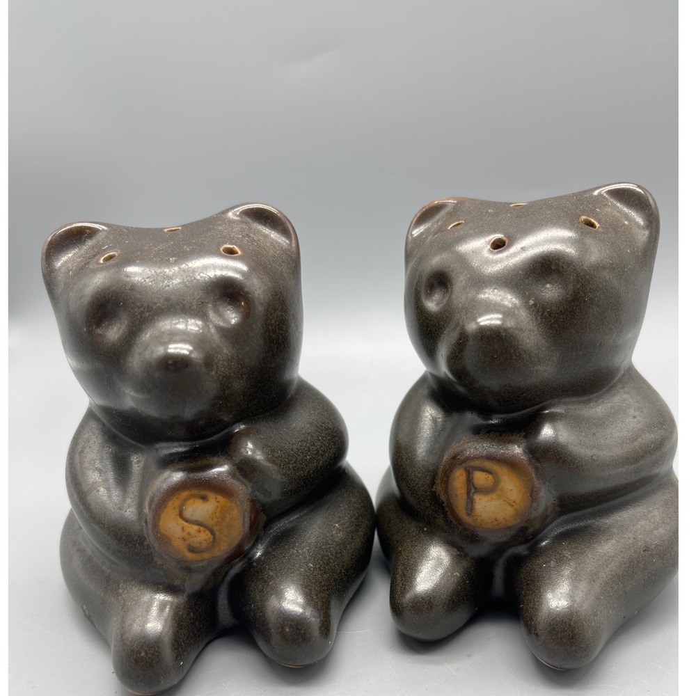 Pigeon River Pottery signed T. Bullen black bear S&P 2010